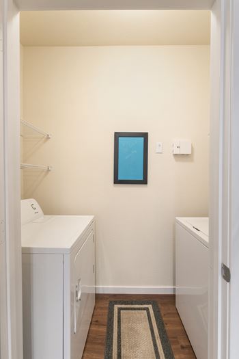 Full size washer and dryer included (no extra charge)